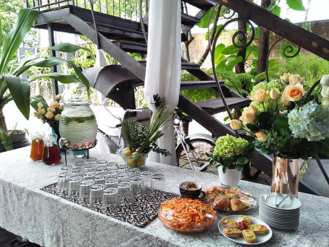 Warisan Heritage Boutique Hotel Solo Exteriör bild