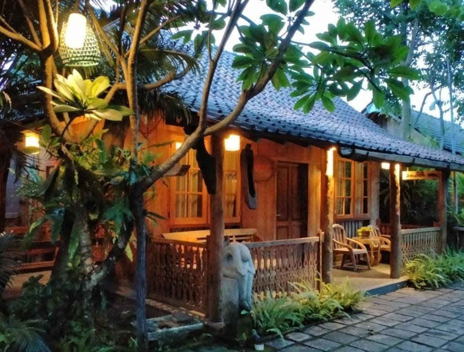 Warisan Heritage Boutique Hotel Solo Exteriör bild